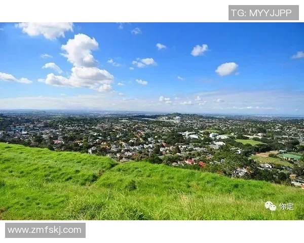 足球明星的定居地揭秘全球足坛巨星的生活选择与居住城市分析 足球明星的定居地揭秘全球足坛巨星的生活选择与居住城市分析